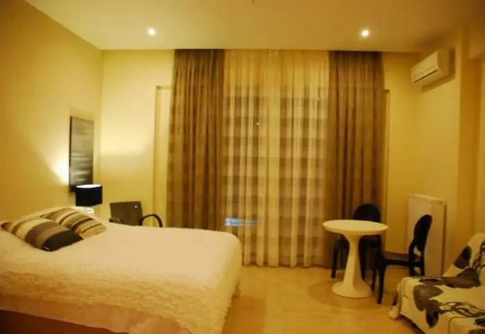 Lessioti Μέθανα